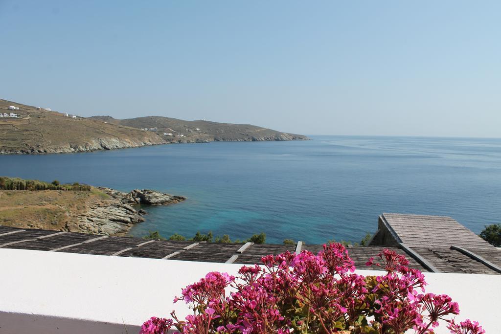 En Plo Aparthotel Agios Romanos Exteriör bild